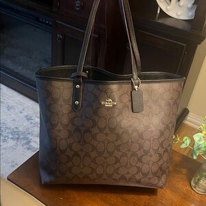 Authentic Coach Brown Signature Canvas Tote with Gold Hardware